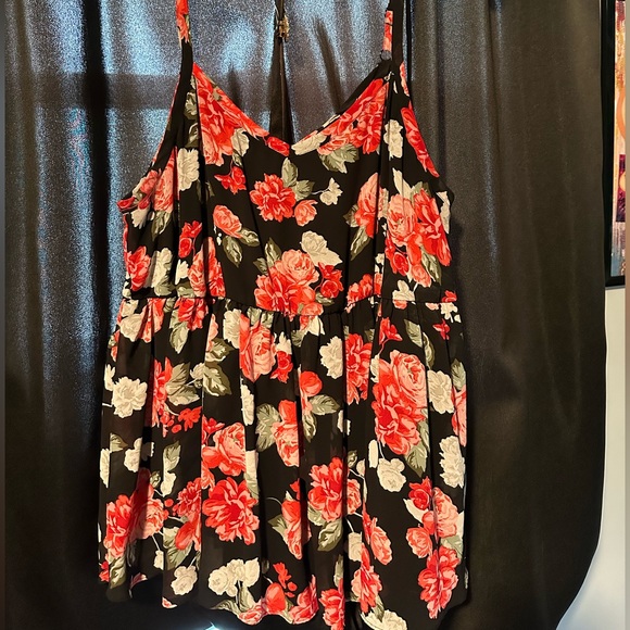 torrid Tops - Torrid Red Rose and Black Flowy Tank Top, Size 1 (1X 14-16), Gently Used